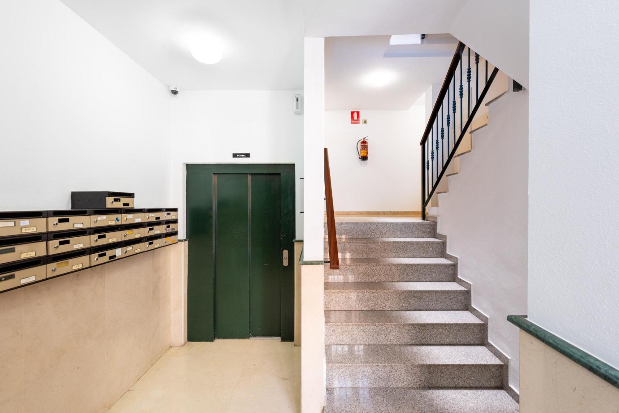 Wintowinrentals Comodo Estudio En Malaga. Exteriör bild